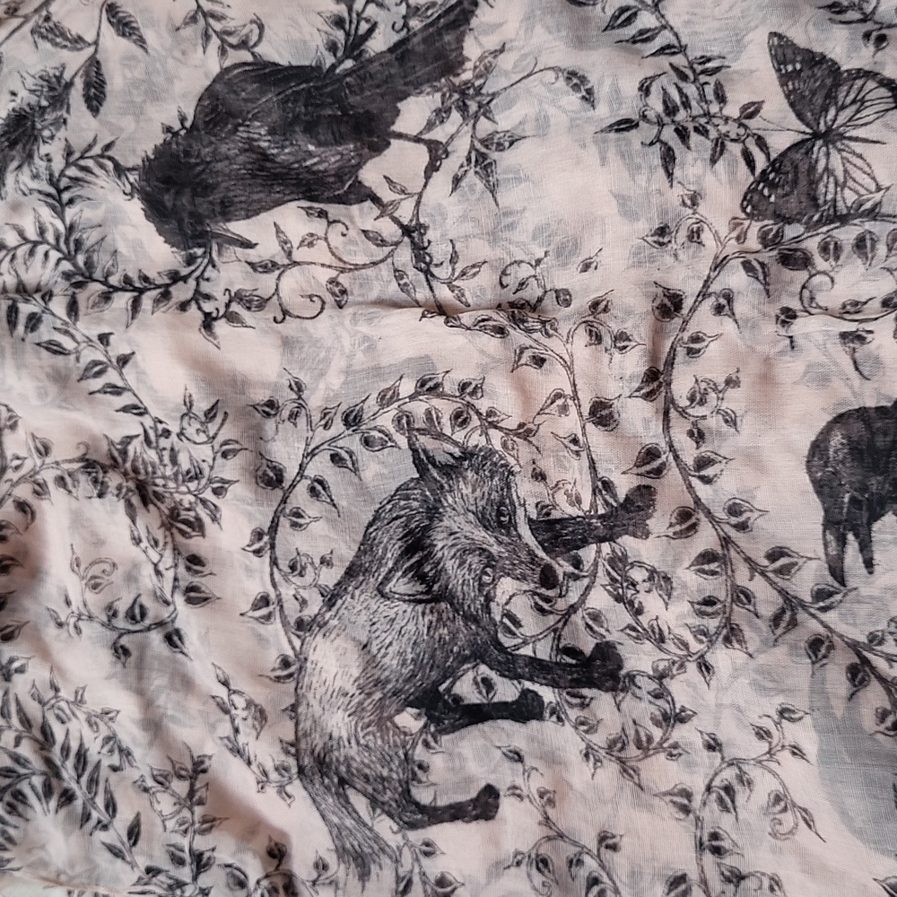 H&M Foxes, Leaves, Birds, and Butterflies Scarf, New With Tags
